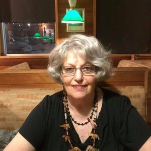 Meet your Posher, Pamela